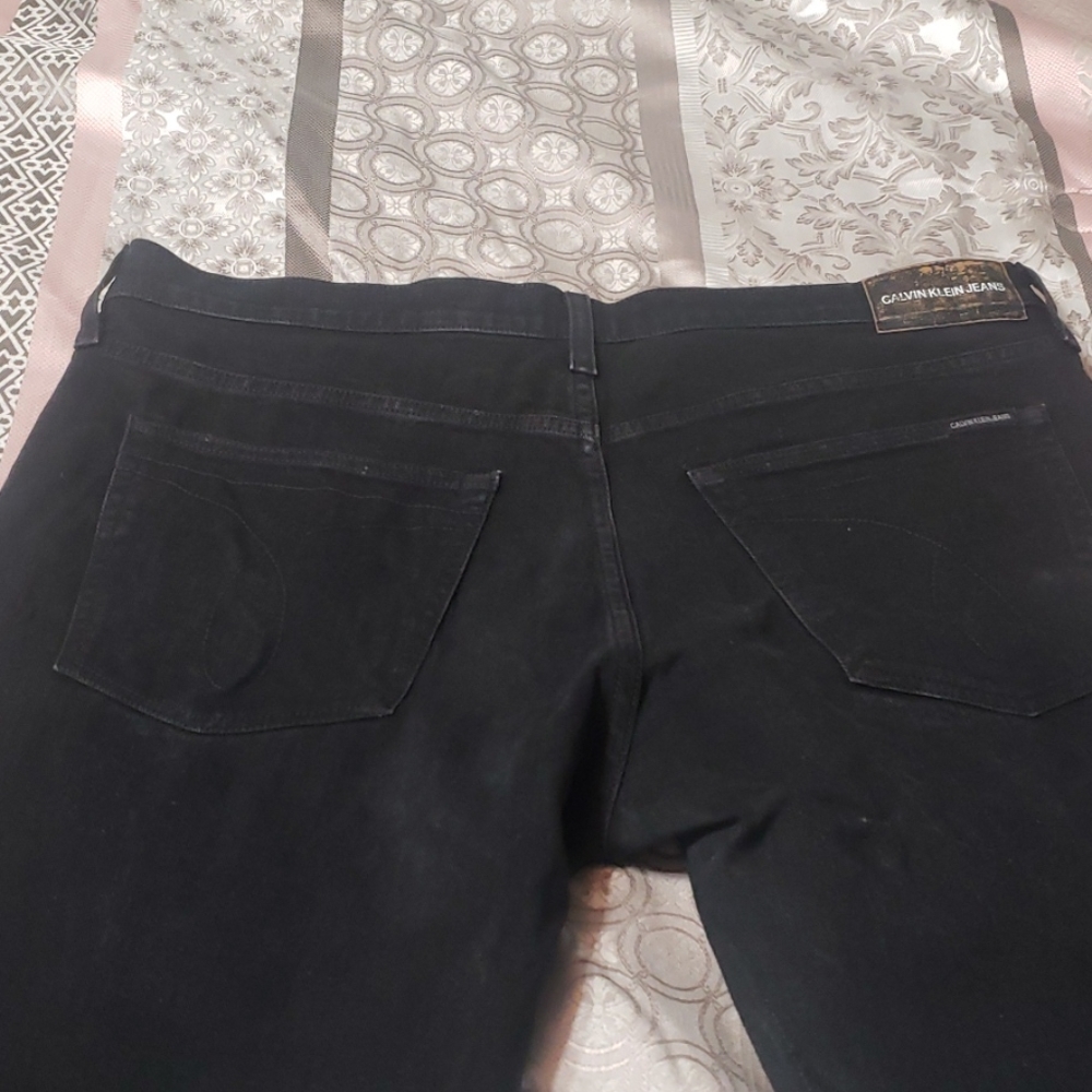 Jeans - Picture 2 of 4